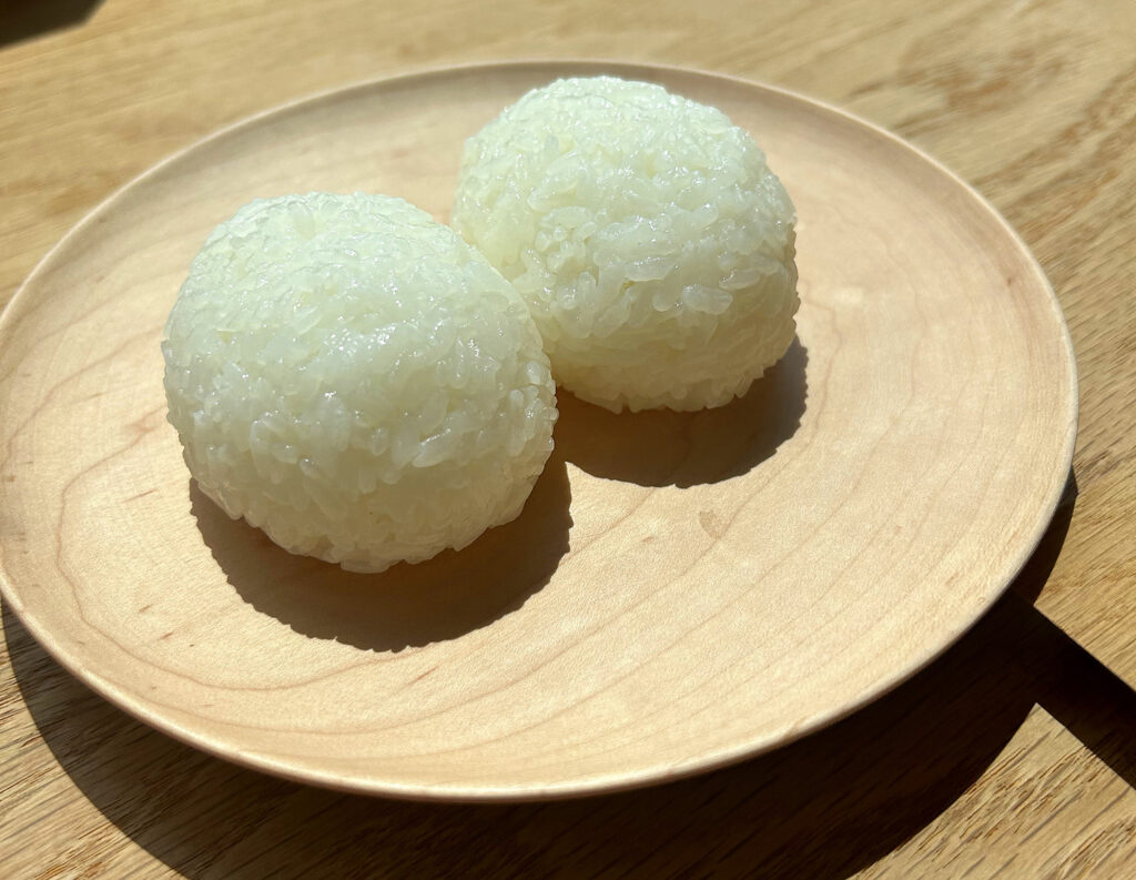 追いむすび（2個皿）