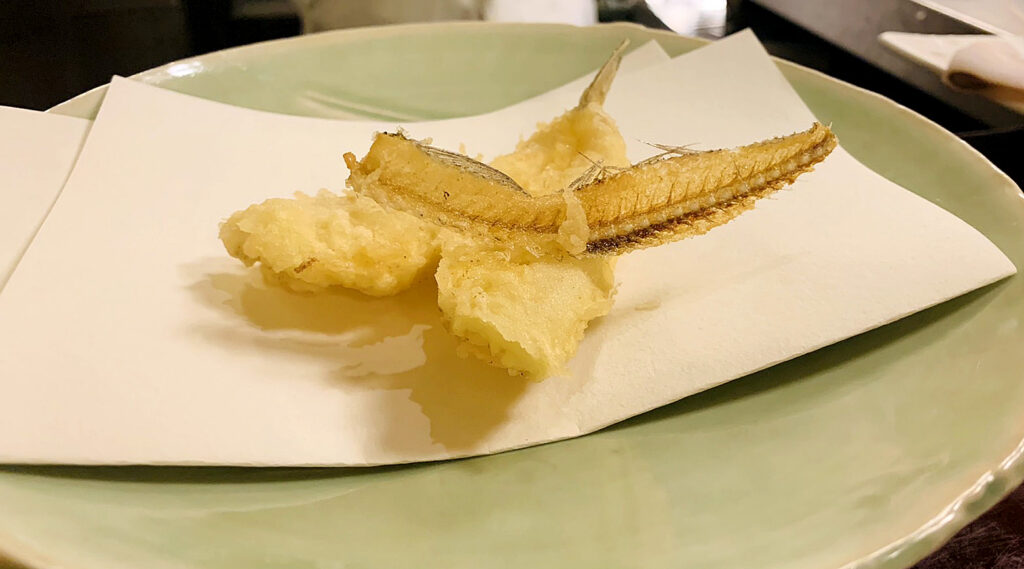 キスと骨せんべい