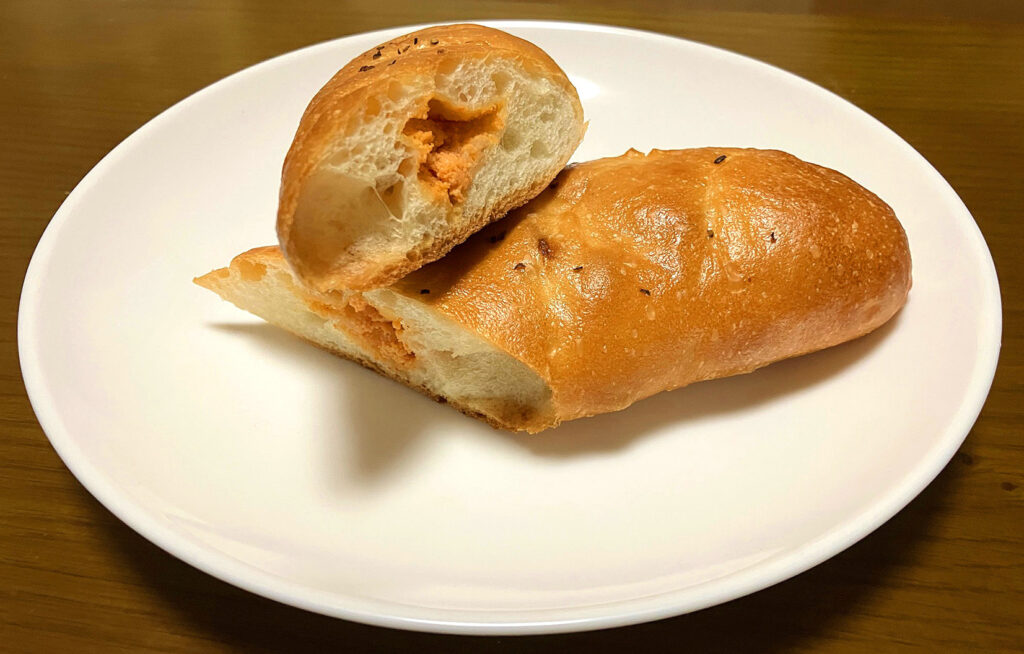 麦めんたいパン