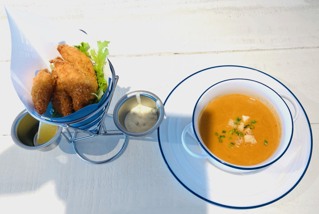 サクサクの県産フグのフライ ~自家製タルタル添え~と濃厚な五郎島金時クリームスープ