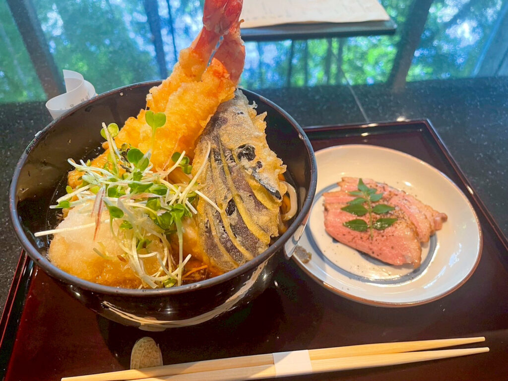 サクサク天ぷらと冷やしうどん、鴨肉ロースト